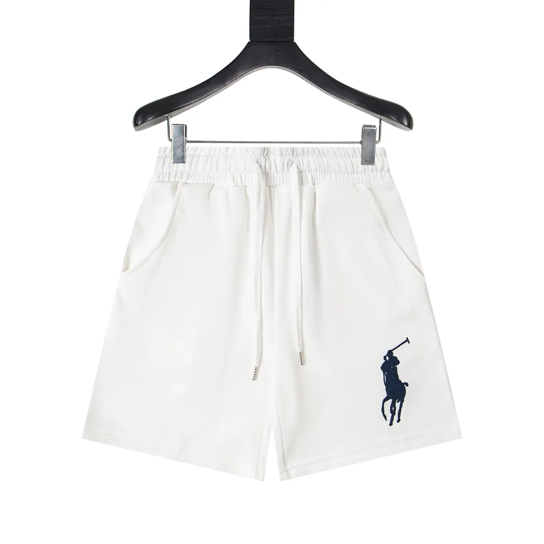 P140 Model No. 836 Ralph Lauren/Ralph Lauren Basic pony embroidered logo shorts for men and women. Pure cotton fabric. Easier to wear, more comfortable and less bulky than ordinary fabrics. Customized thread weaving and dyeing. Classic pony embroidery logo. Collar cross-threading details. Three-needle and five-thread workmanship throughout the body. Complete accessories. How to wear any trendy style. Easy to control. Match at will. Full of design, simple and must-have style! Color: Black White Navy Gray Size: S-XL